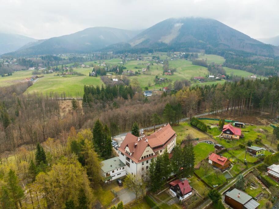 Kunčice pod Ondřejníkem Prostorny Apartman Pro 4 Osoby V Beskydech 아파트 외부 사진